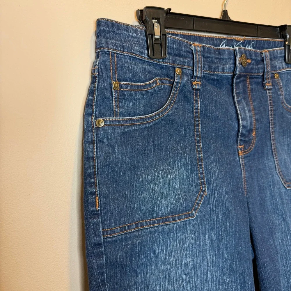 Gloria Vanderbilt Bermuda Shorts Womens 8 Blue All Around Slimming Effect Denim